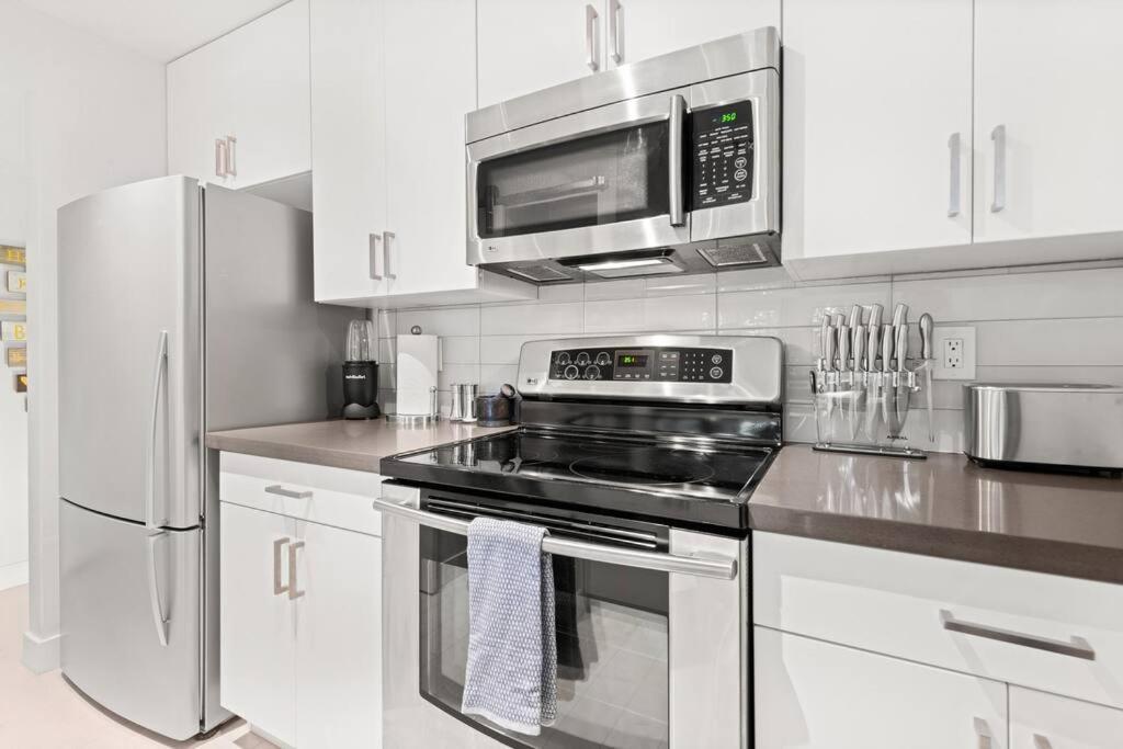 Ferienwohnung The Hidden Gem, King Bed & Hot Tub! Chandler Exterior foto